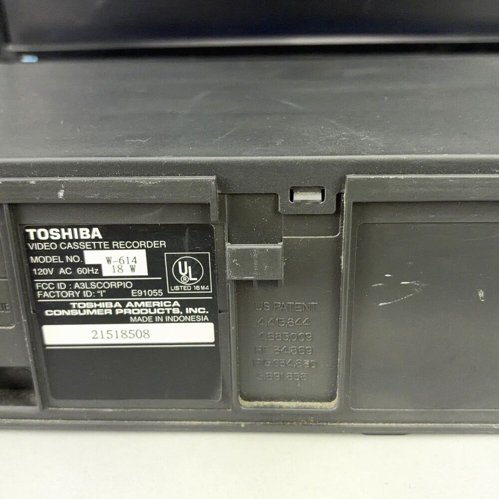 Toshiba W-614 VHS 4 Head VCR Video Cassette Recorder Player No Remote - TESTED - Picture 9 of 9